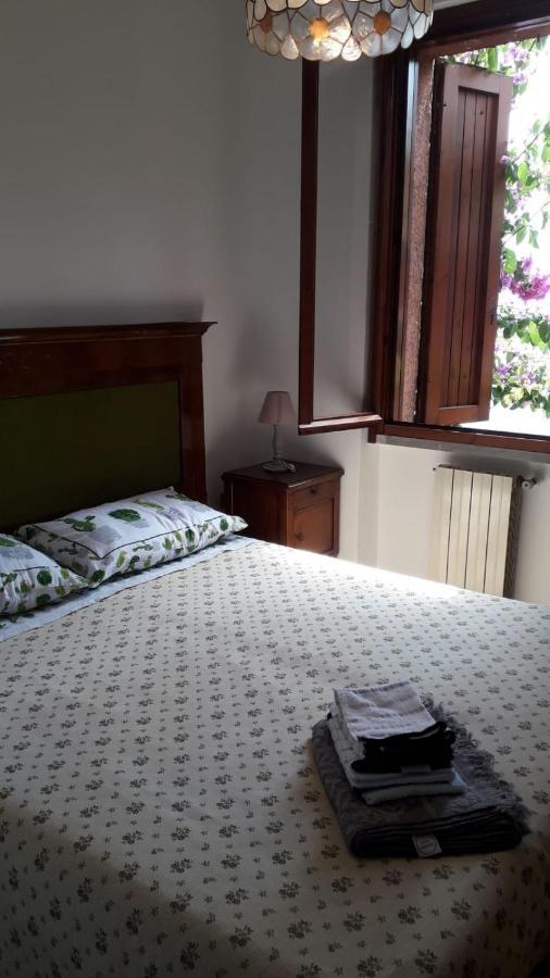 Holiday House Camillina ซาโล ภายนอก รูปภาพ